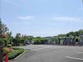 メモリアルグリーン昭島 個別永代供養墓「延の庭」 墓域に隣接した駐車場