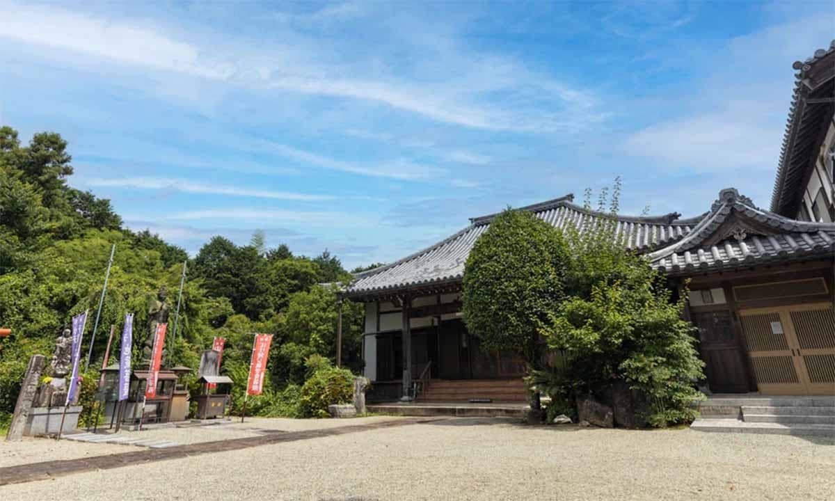 偲墓 東光山 神宮寺