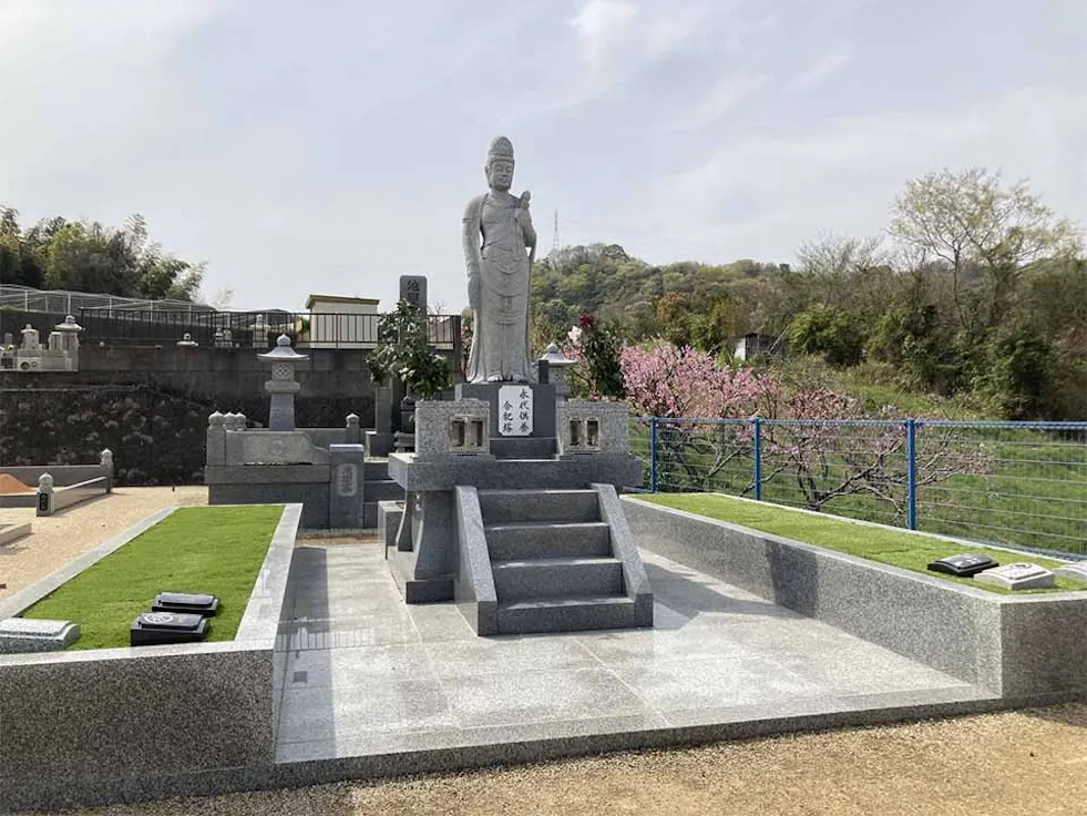 グリーンガーデンとべ(伊予郡)の霊園・墓地