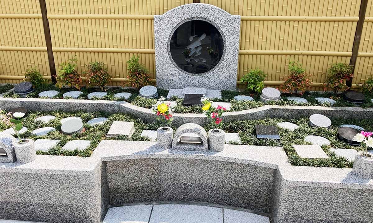 甲府昭和ふじの花樹木葬墓地