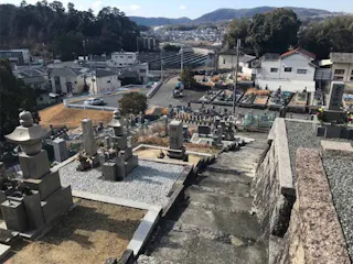 香滝共同墓地
