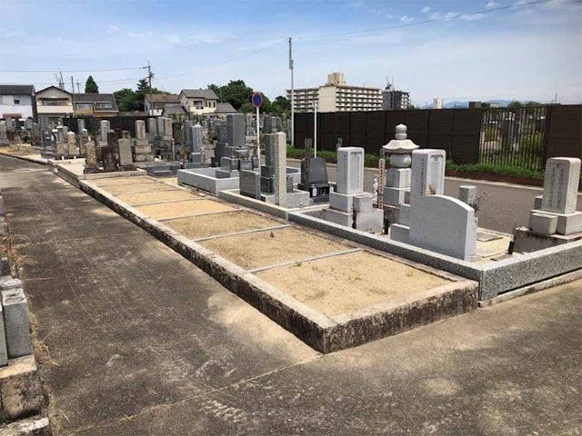 常念寺墓地