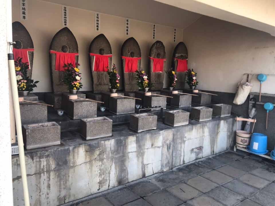 加美八尾地区共同墓地