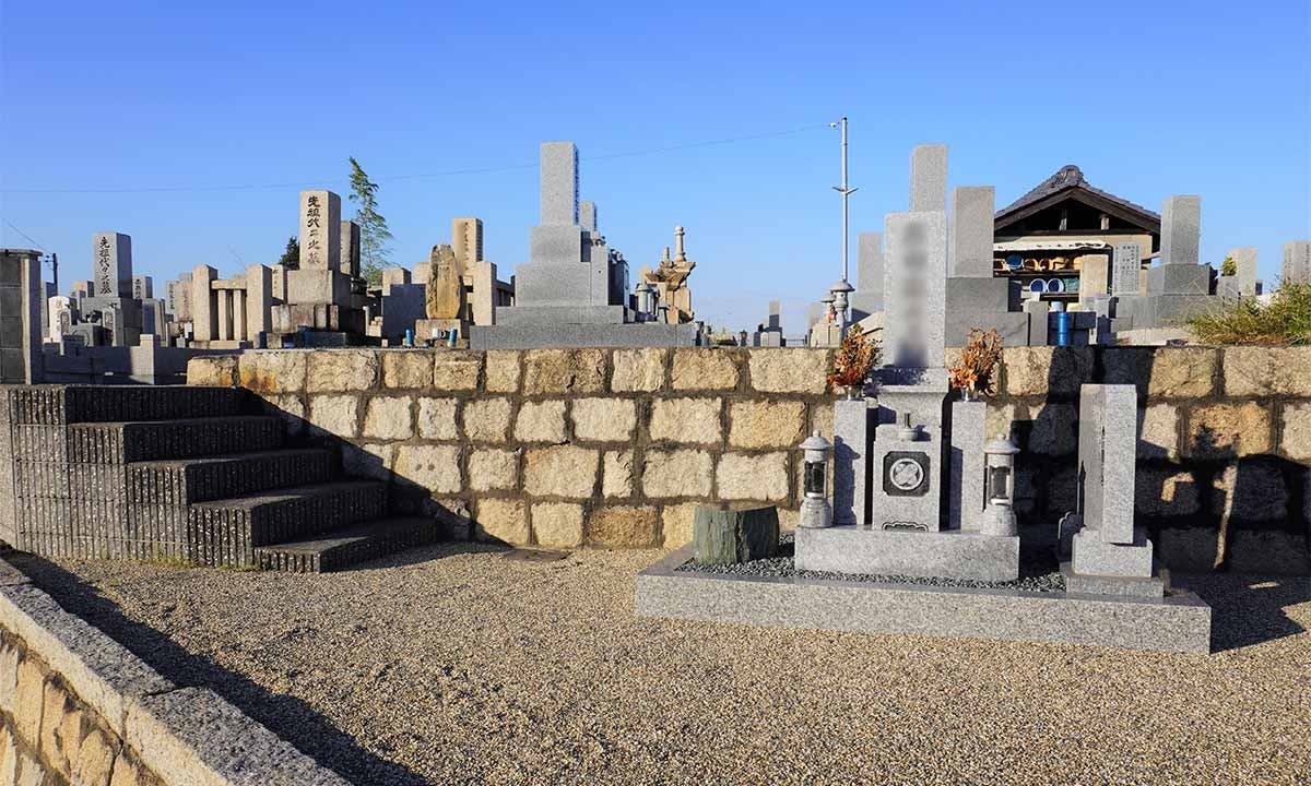 山之上共同墓地(南)