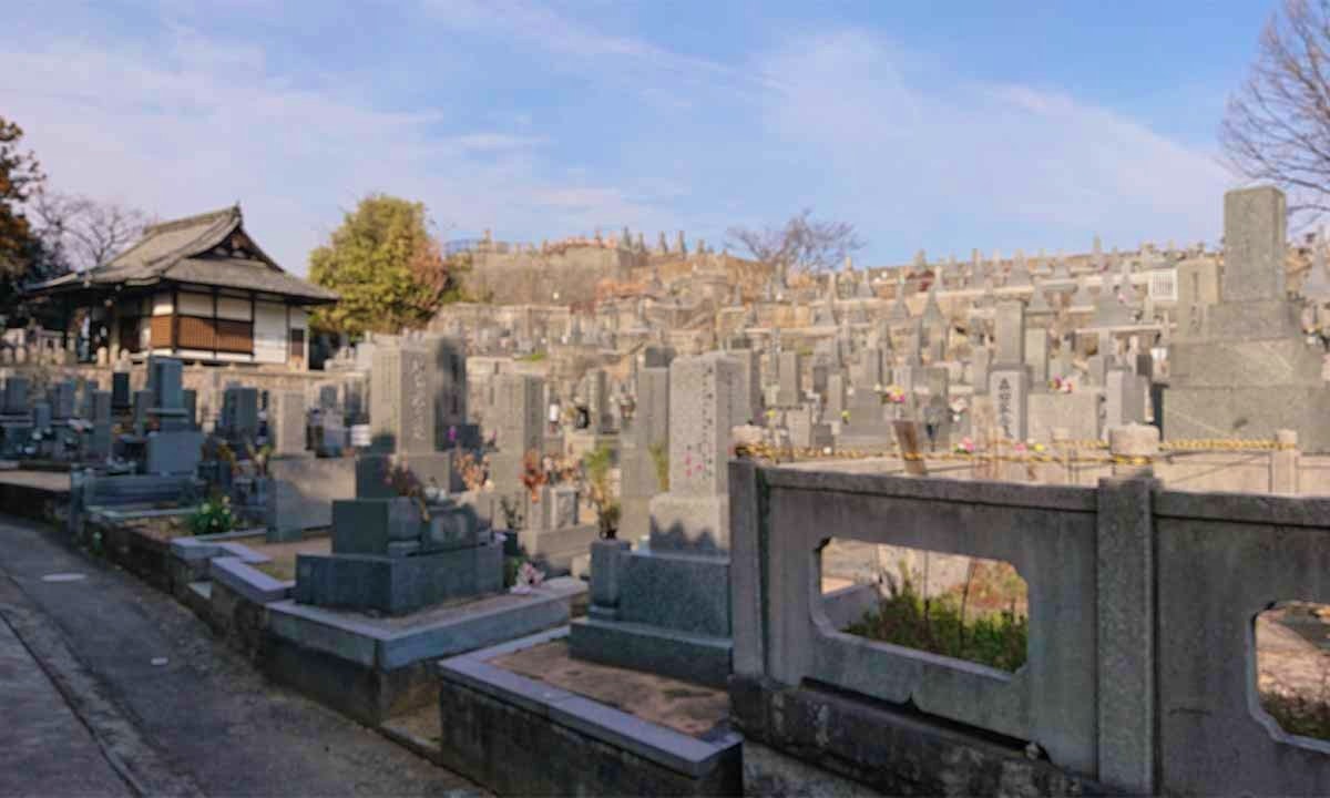 仁保本浦観音寺墓地