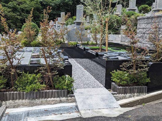 宗教法人西迎寺 東城山霊園