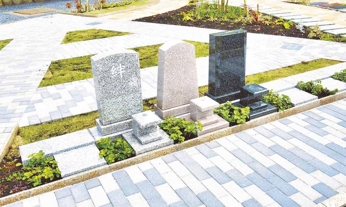 寶乘寺霊園 おもひでの径(みち)