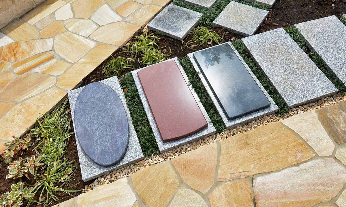 寶乘寺霊園 おもひでの径(みち)