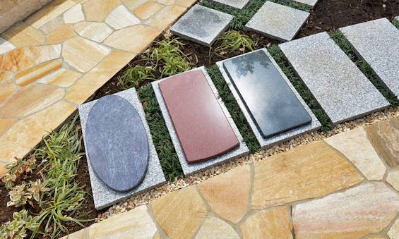 寶乘寺霊園 おもひでの径(みち)