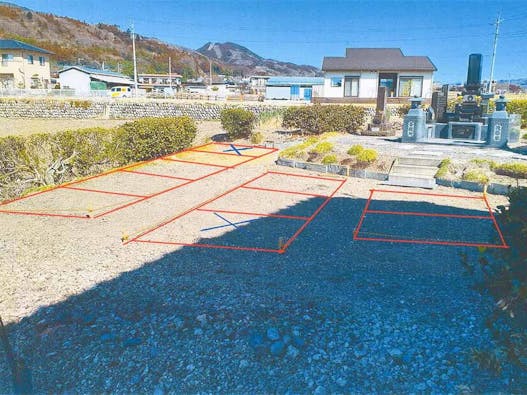 子持墓地（中郷）