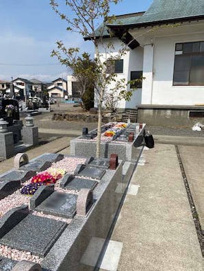 リーフログ伊豆の国樹木葬墓苑