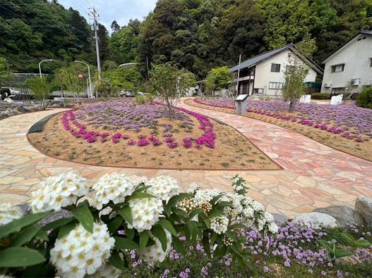殯と癒やしの墓地公苑 夢点々