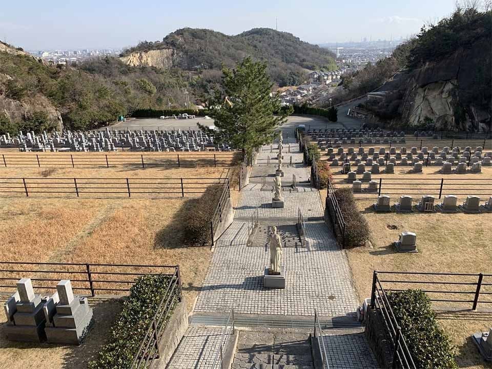 プレ・テラス/メモリアルパーク竜山敷地内の画像