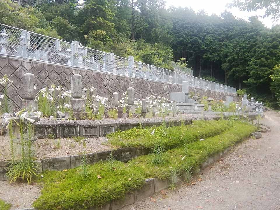 光昌寺 墓地