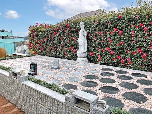 清水ヶ丘さざん華樹木葬墓地