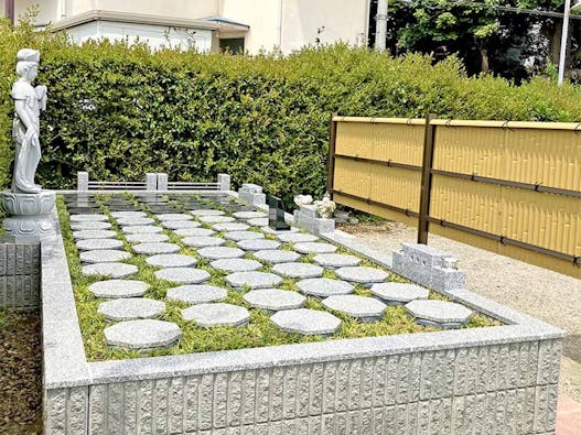 清水ヶ丘さざん華樹木葬墓地