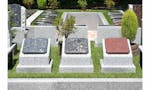 メモリアルガーデン幸福寺 プレート型DX樹木葬