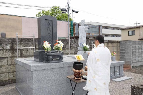 沼田ガーデニング樹木葬墓地