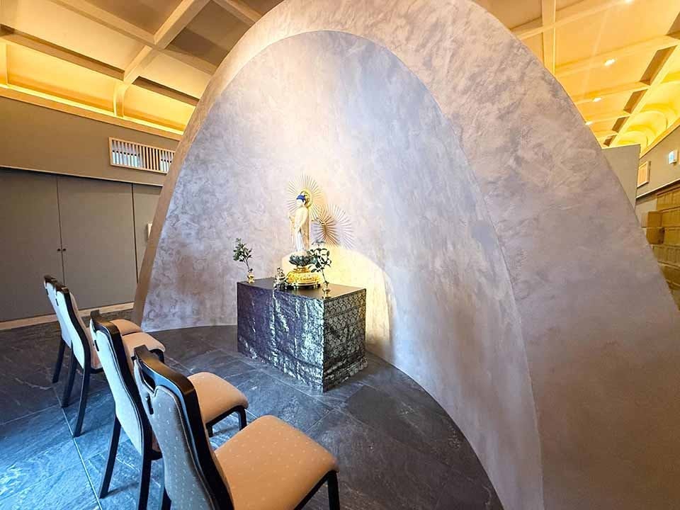 永代供養付樹木葬・納骨堂 布施金色堂