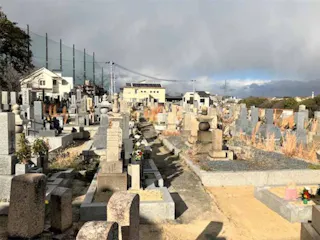 愛宕山墓地