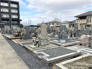 渋川墓地