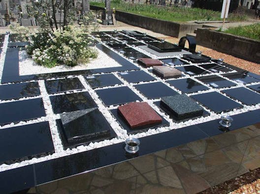 実相寺 樹木葬瑠璃庵