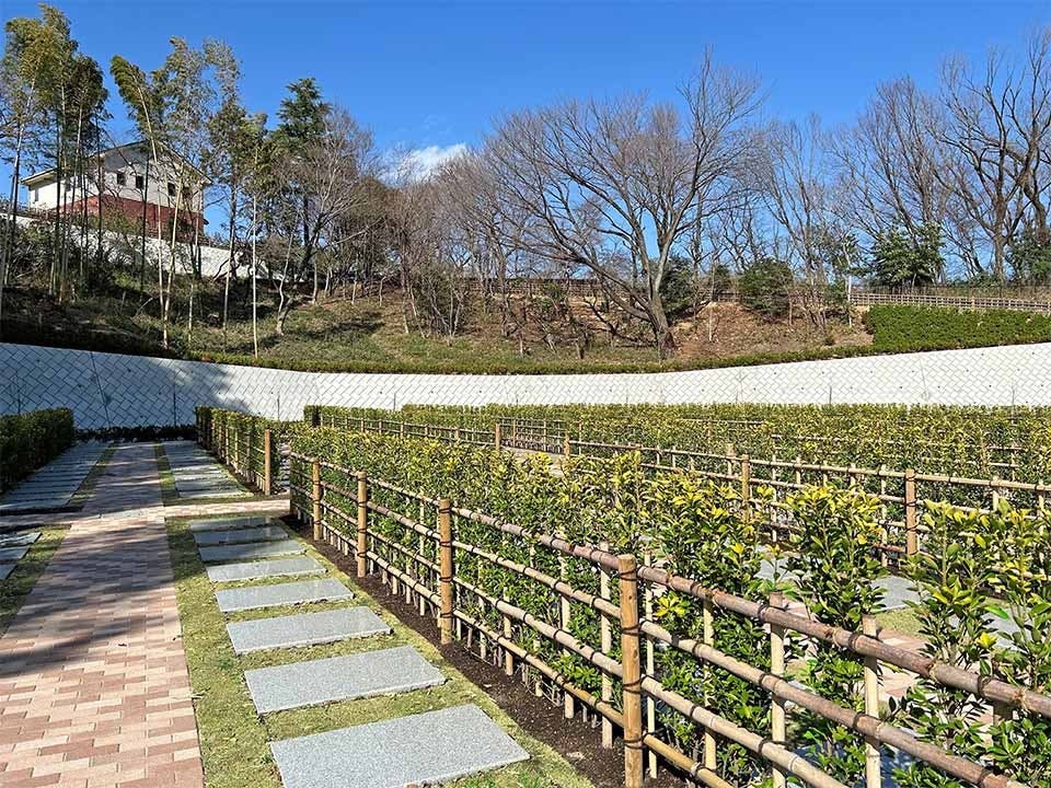 東京メモリアルパーク  100年供養墓所 エターナルガーデン