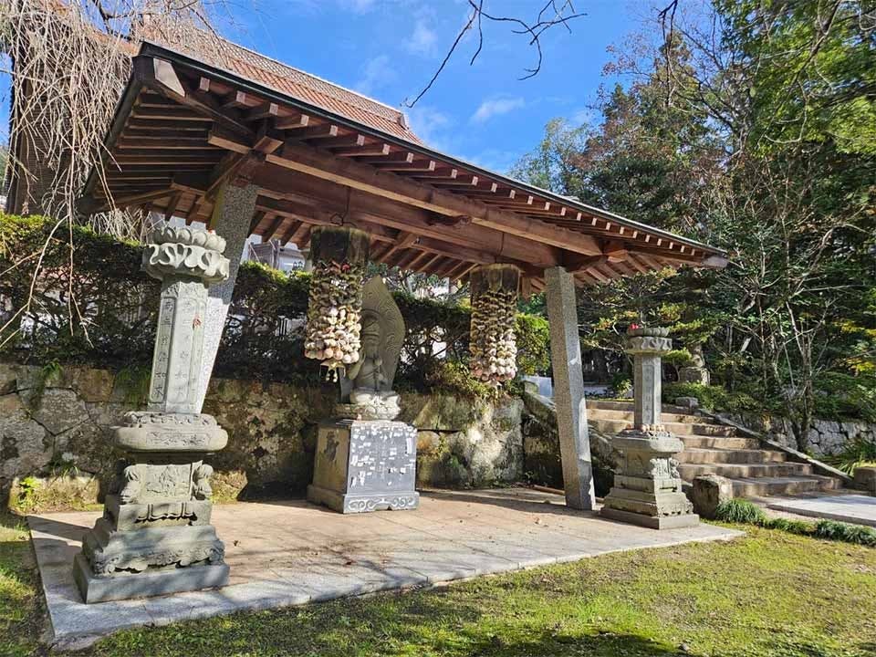 雲樹寺 のうこつぼ