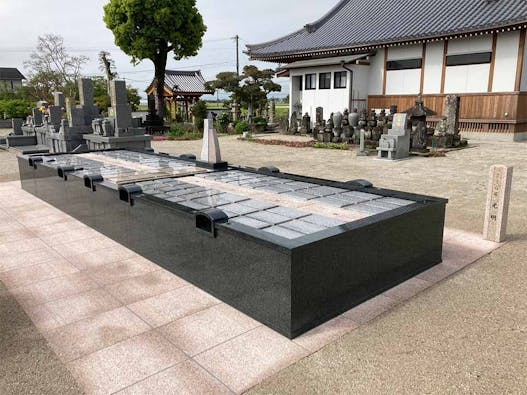 徳善院樹木葬「さくら苑」