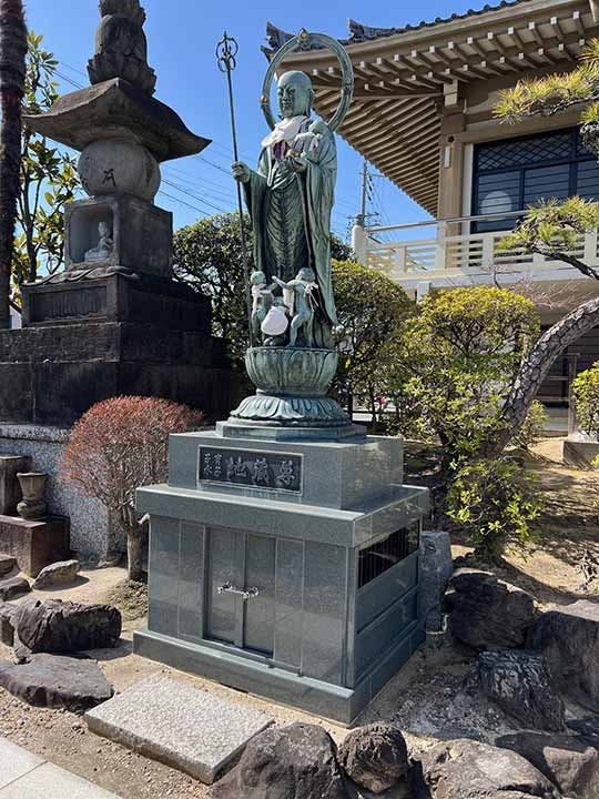平和公園 圓通寺 永代供養塔 熱田境内供養塔