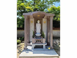 順教寺永代供養合同墓（境内納骨堂）