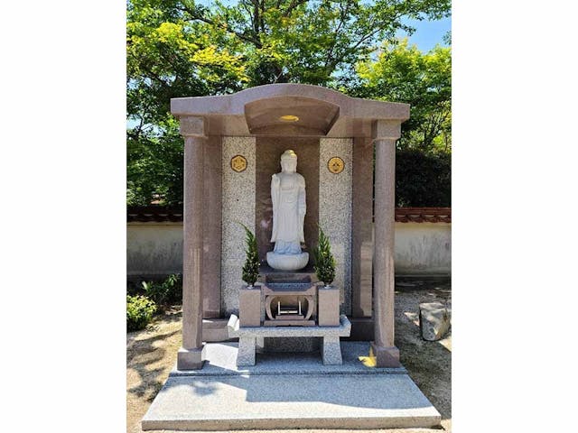 順教寺永代供養合同墓（境内納骨堂）