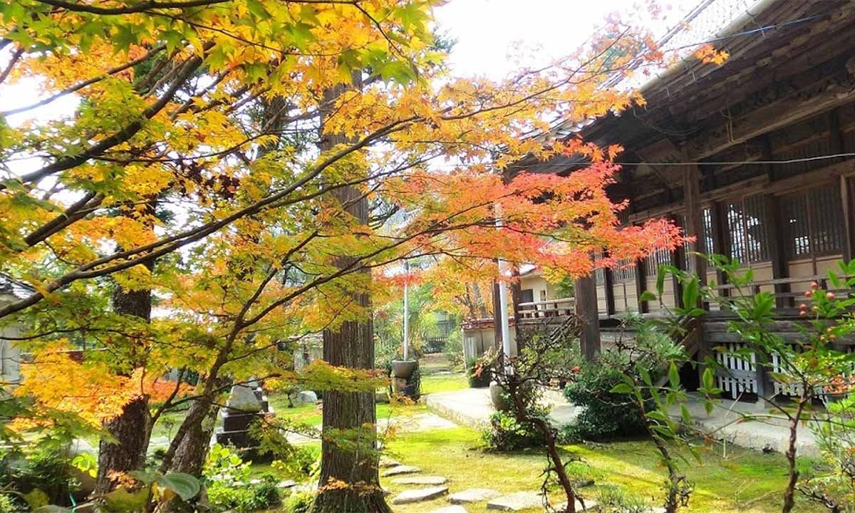 順教寺永代供養合同墓(境内納骨堂)