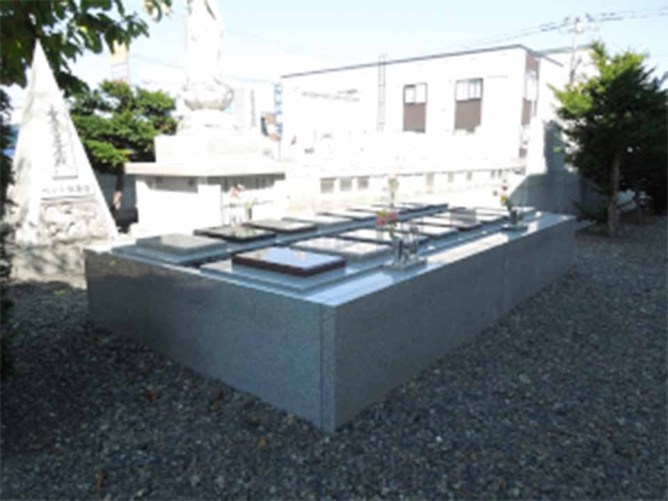 本要寺樹木葬墓苑