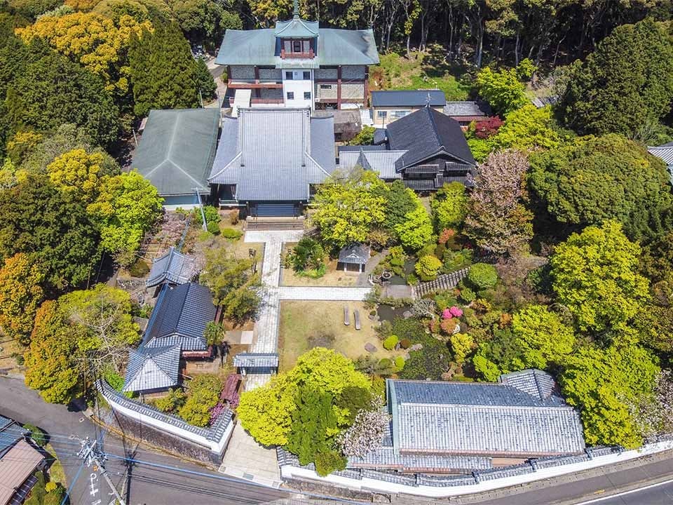 西光寺永代供養墓「同行の丘」