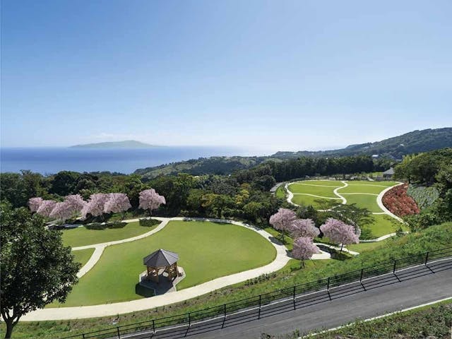 千の花咲く海辺の丘 はなうたガーデン -伊東-