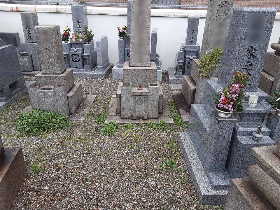 沢上江墓地