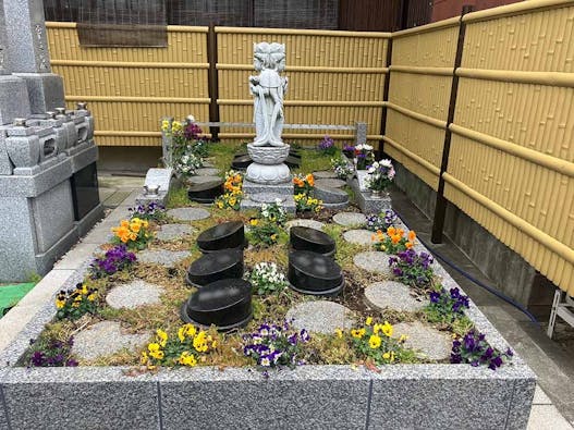 ロイヤル谷中えにし樹木葬墓地