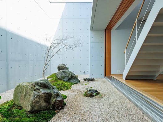 指月堂・真正寺納骨堂