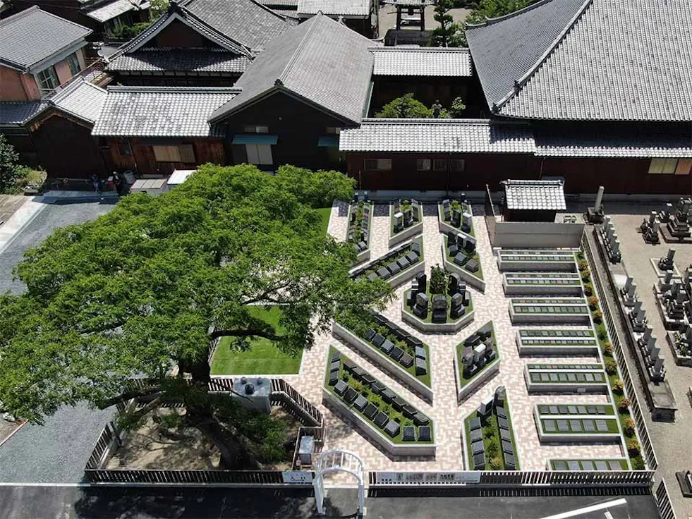 観音寺墓苑(四日市市)の樹木葬