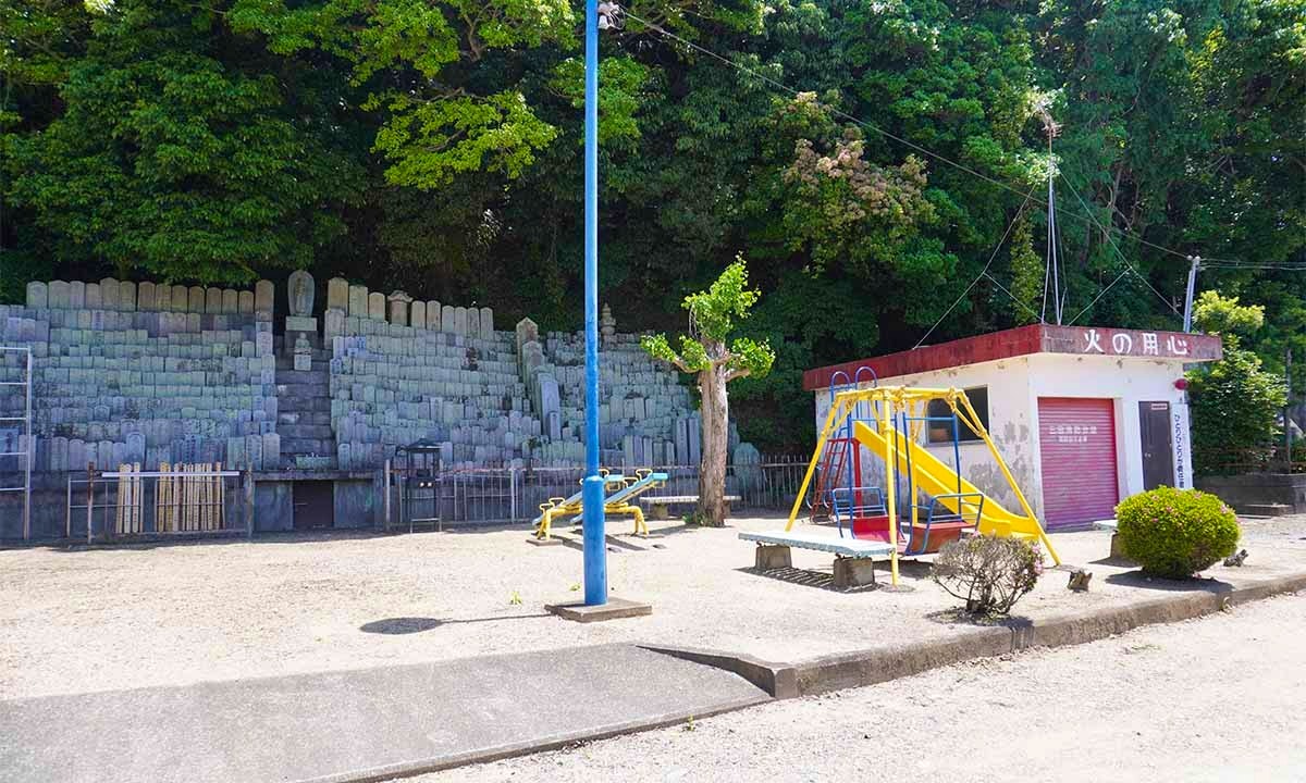 了法寺公園墓地