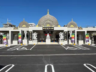 球陽寺 球陽廟（納骨堂）