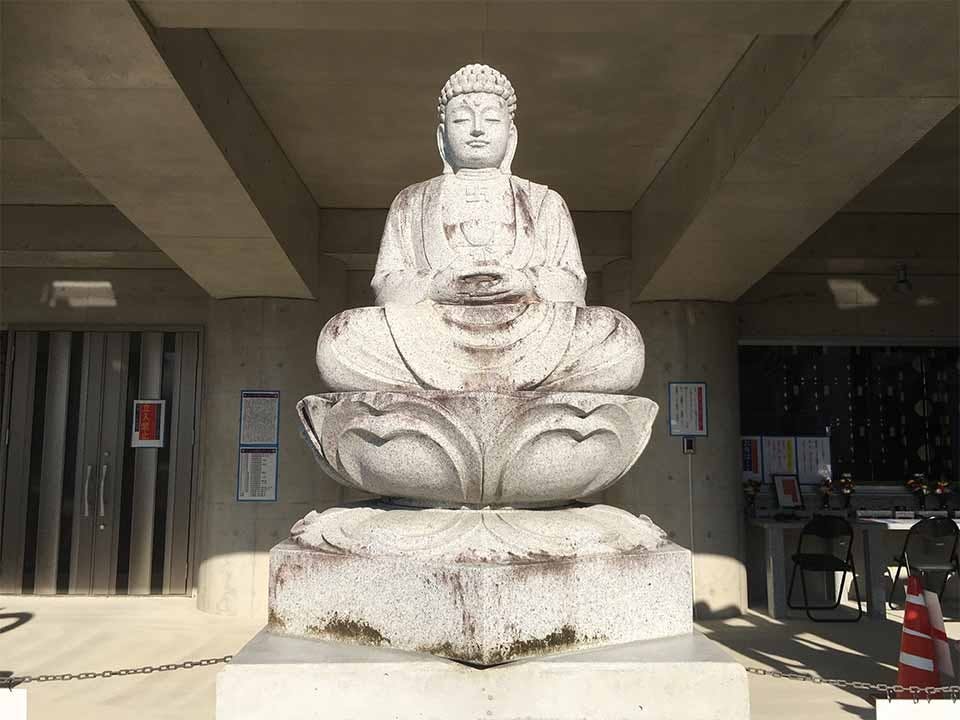 球陽寺 球陽廟（納骨堂）