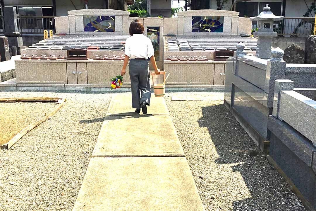 永代供養家族墓　月桂の碑