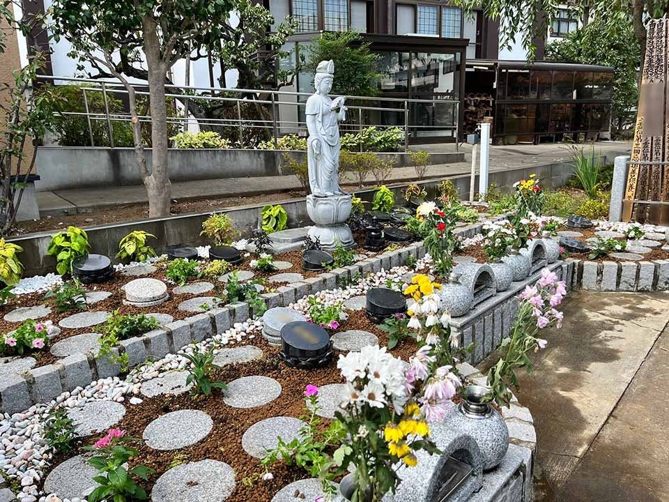 ロイヤル野田つつじの郷樹木葬墓地