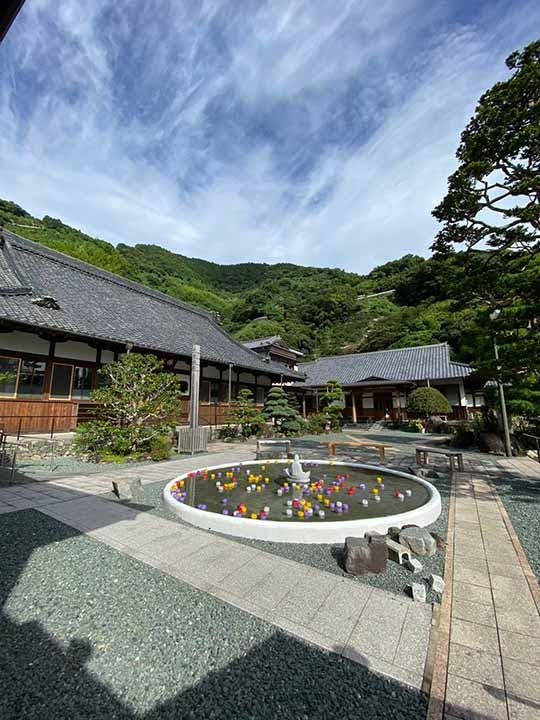 安養寺 庭園樹木葬・納骨堂 承恩殿