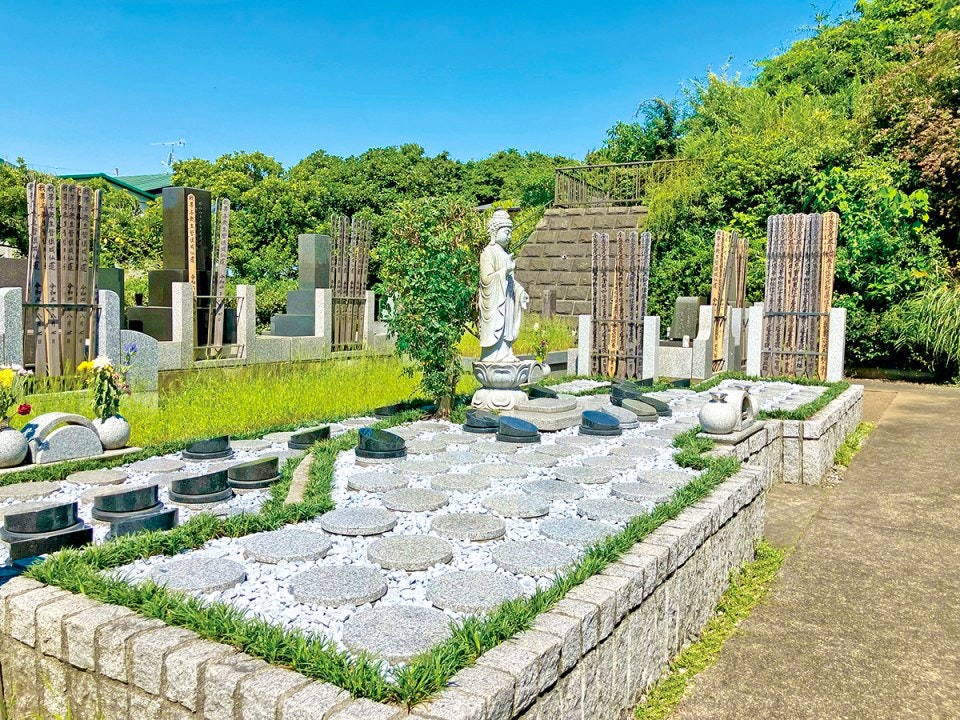 藤沢樹木葬墓地