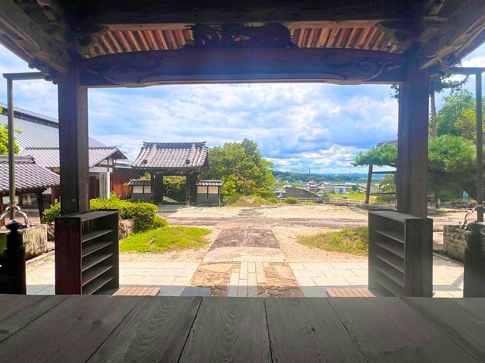 弘誓院 のうこつぼ