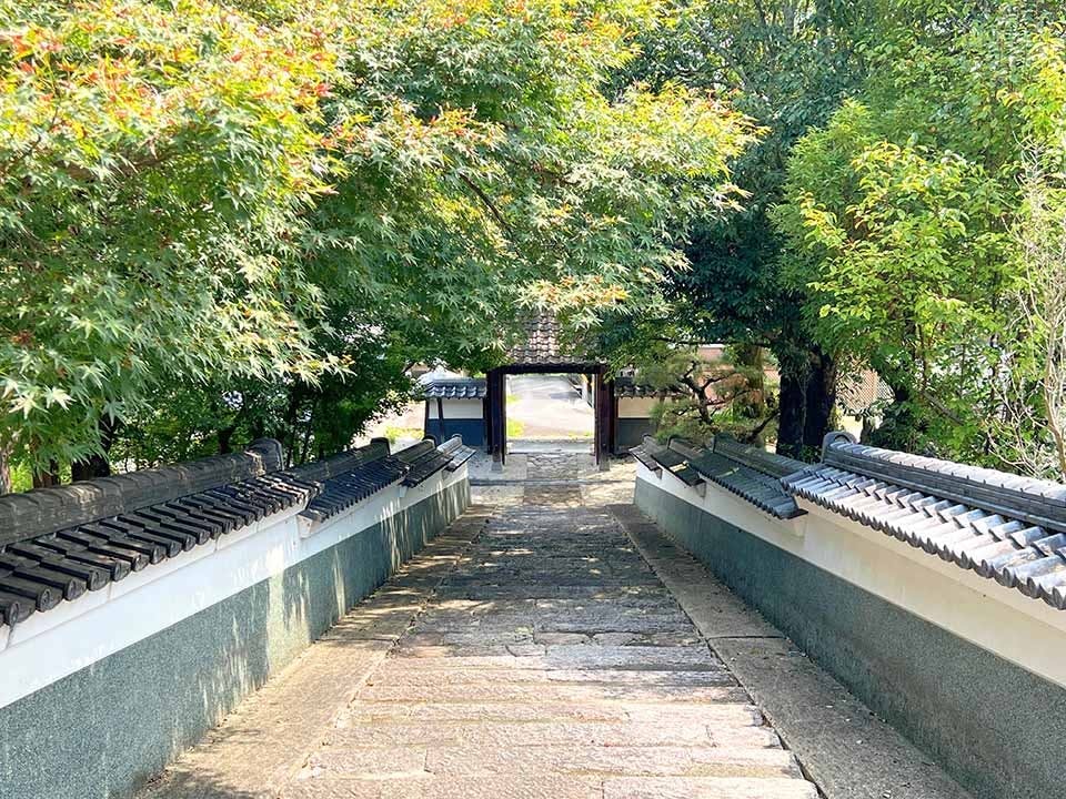 弘誓院 のうこつぼ