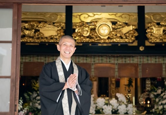 久遠寺 境内納骨あかり御堂